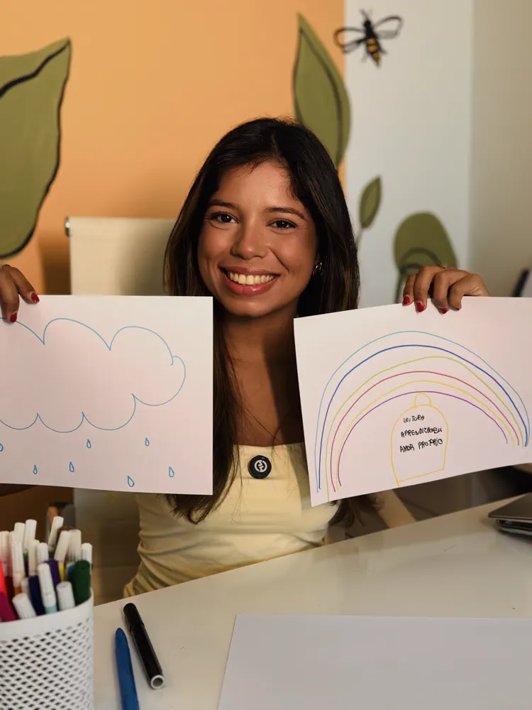Retrato natural de Jessica Costa, psicóloga infantojuvenil — ensaio abril de 2026